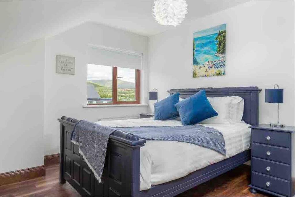 Wonderful Coastal Home In Dingle Town Dış mekan fotoğraf